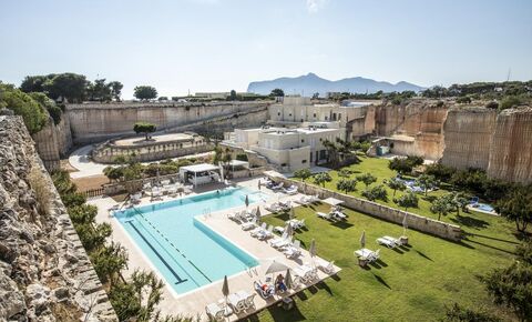 Cave Bianche Hotel