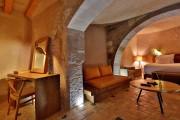 Millstone Cave Suites Hotel