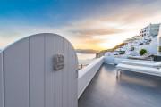 Santorini Secret Suites & Spa